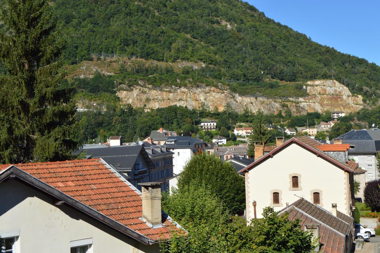 Hotel Restaurant Le Bellevue Ax-les-Thermes Exterior photo